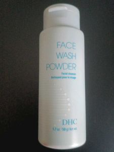 DHC Face Wash Powder