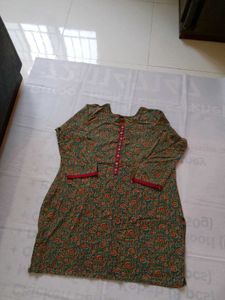 Short Kurta (Women)