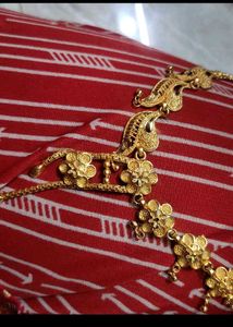 Golden Polish Artificial Set With Two Earing  New
