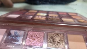 Huda Beauty Original Naughty Pallete