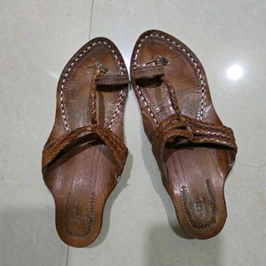 Leather Kolhapuri Flats