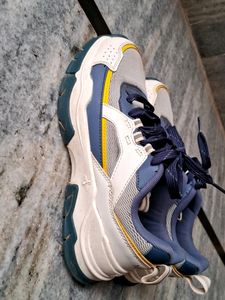 Mode By Red Tape Shoes