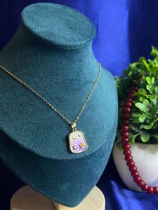 Floral Resin Pendant Necklace