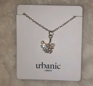 ✨Urbanic Necklace✨