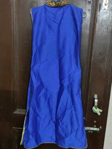 Blue Embroidered Kurta