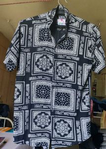 Black & White Bandana Print Casual Shirt – Size M