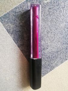 Huda beauty Liquid Matte Lipstick