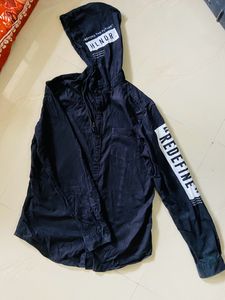 Highlander Hoodie Shirt Slim Fit- Size:L