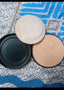 HUDA BEAUTY COMPACT POWDER