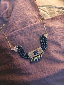 Black Choker