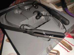 Wireless Nackband With Vibration And Vocie Changer