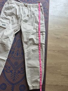 BRAND NEW ZARA CARGOS!!!