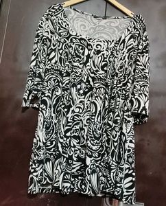 Black & White Printed Top For 46 Bust