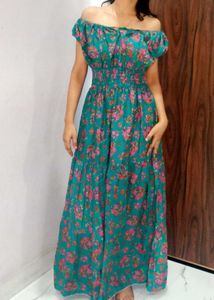 Very Girly &amp; Feminine Dress