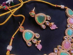 Mint &amp; Rose Quartz Kundan Jewelry Set