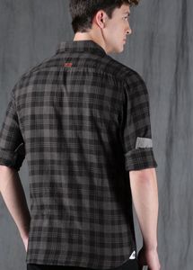 WROGN Men Black &amp; Grey Slim Fit Checked Casual Shi