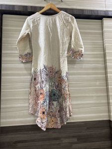 Elegant Floral Kurta