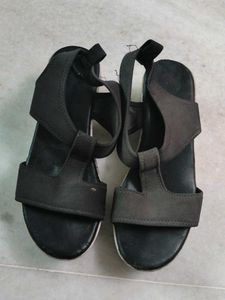 Use Sandals