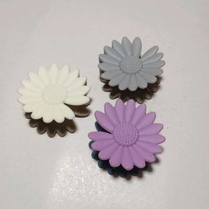 Daisy Hair Clips
