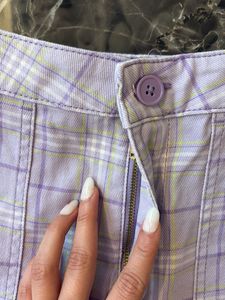 H&amp;M Divided Plaid Pants - Size US 4