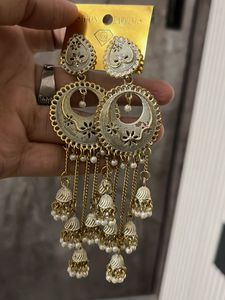Elegant White Golden  Jhumka Earrings