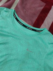 Nike Running T-Shirt