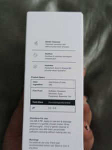 Minimalist Oat Extract Cleanser