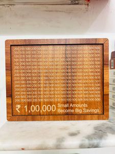 wooden piggy bank 🏦