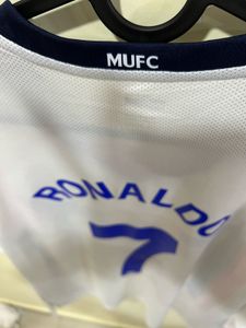 Man Utd 2009 ucl final with barca ronaldo jersey