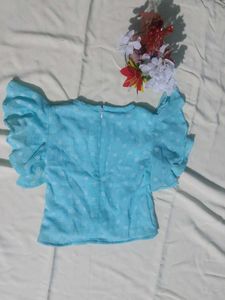 A Set Of Top &amp; Jeans