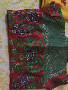 Heavy Border Saree With Blouse
