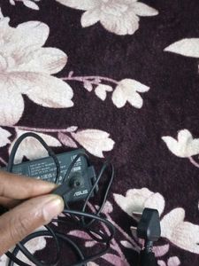 ASUS LAPTOP CHARGER NEW AND ORIGINAL 120 WATT