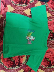 Green Graphic Print T-shirt