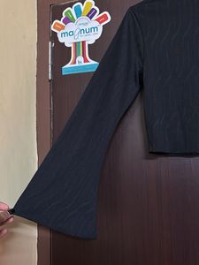 SHEIN Chic Black Button-Up Top