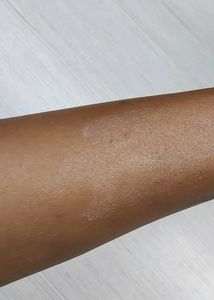 ICONIC LONDON ILLUMINATOR HIGHLIGHTER PREP SPRAY