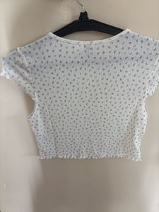 H&amp;M OVERLOCK DETAILED POINTELLE TOP