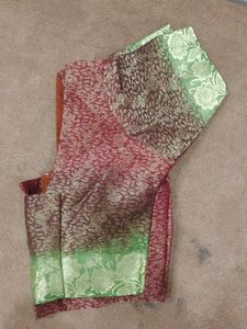 New Look Silk Saree With Blouse