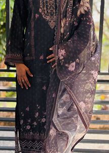 Elegant Women&#39;s Ethnic Kurta Set