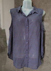 H&M Sleeveless Button-Down Blouse