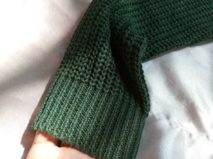 Aesthetic Sweater 💚