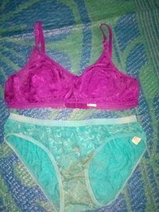 Bra+padded Bra Combo Free Gift 🎁🤫