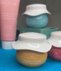 Dot N Key Skincare Kit