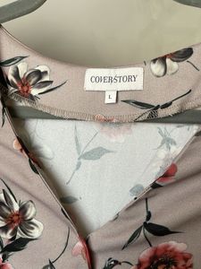 COVERSTORY Printed Floral Dress