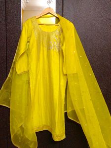 Kurta Dupatta Set 💛