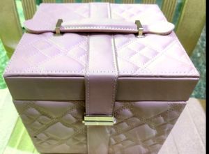 Makeup Box