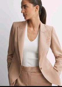 Korean brand Blazer