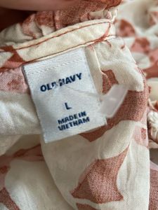Old Navy Floral Print V-Neck Blouse