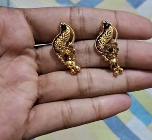 Vintage Gold-Tone Dangle Earrings