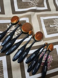 Makeup Brushes