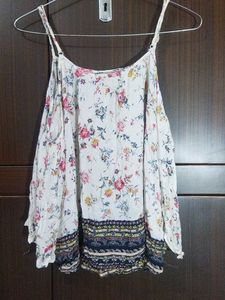 Beautiful Top 💅